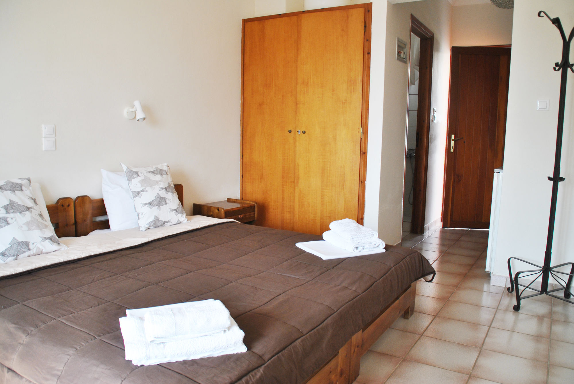 123 Soleil Studios Agia Marina  Екстериор снимка