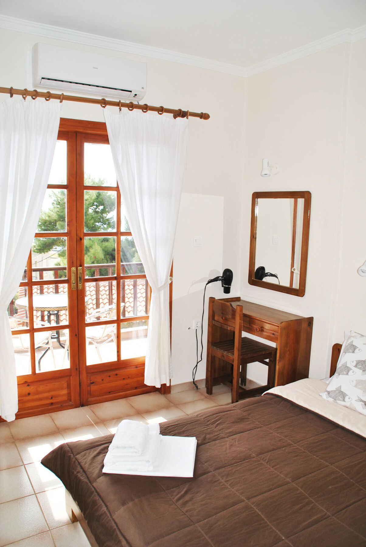 123 Soleil Studios Agia Marina  Екстериор снимка